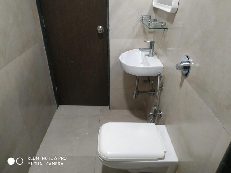 Bathroom, conwood-astoria 1 Bedroom 440 Sq.Ft. Apartment In Goregaon East Mumbai 9651503