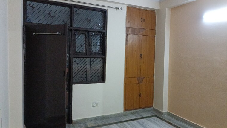 Room, vaishali sector 5 1 Bedroom 550 Sq.Ft. Builder Floor In Vaishali Sector 5 Ghaziabad 9651509
