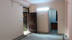 Living Room in 1 BHK Builder Floor at Vaishali Sector 5 – for Rent