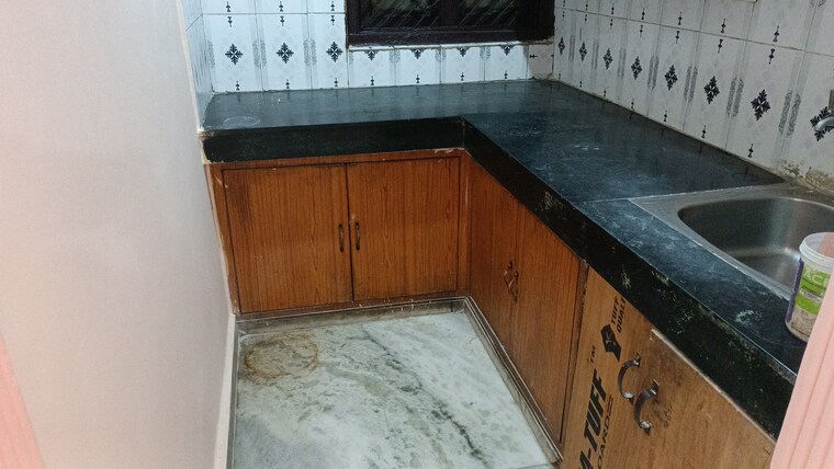 Kitchen, vaishali sector 5 1 Bedroom 550 Sq.Ft. Builder Floor In Vaishali Sector 5 Ghaziabad 9651509