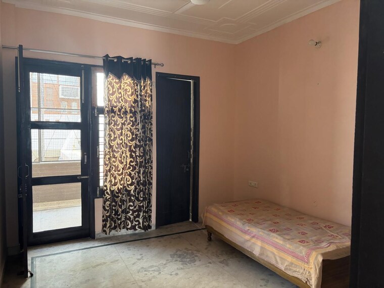 Bedroom, huda-staff-colony 2 Bedroom 1100 Sq.Ft. Builder Floor In Sector 46 Gurgaon 9651508