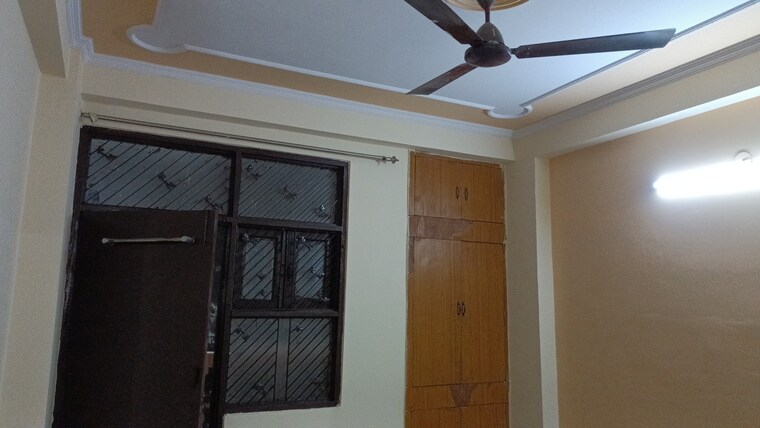 Room, vaishali sector 5 1 Bedroom 555 Sq.Ft. Builder Floor In Vaishali Sector 5 Ghaziabad 9651547
