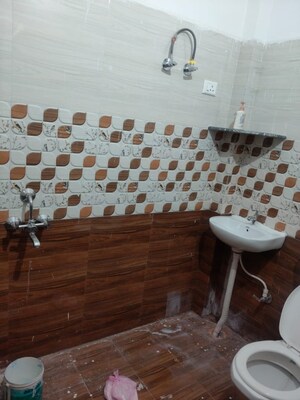 Bathroom in 2 BHK Independent House at Indira Nagar – for Rent