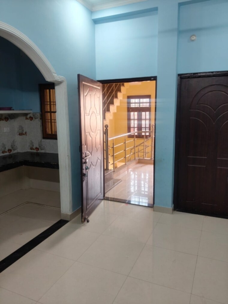 undefined, indira nagar 2 Bedroom 1100 Sq.Ft. Independent House In Indira Nagar Lucknow 9651562