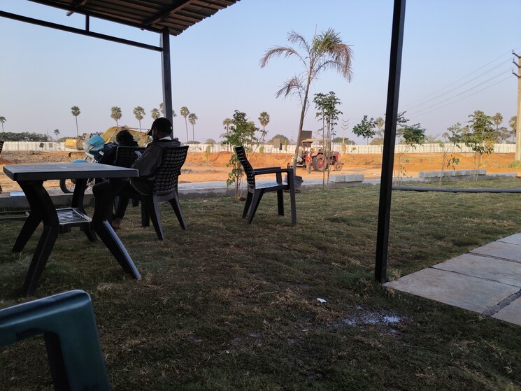 Nearby, raviryal  200 Sq.Yd. Plot In Raviryal Hyderabad 9651757