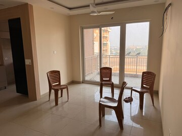 Master Bedroom in 3.5 BHK Apartment at Emaar Palm Gardens, Sector 83 – for Rent