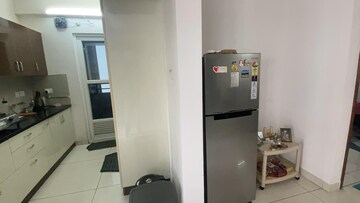 Furnished Amenities in 2.5 BHK Apartment at Aparna Sarovar Zenith, Nallagandla – for Rent