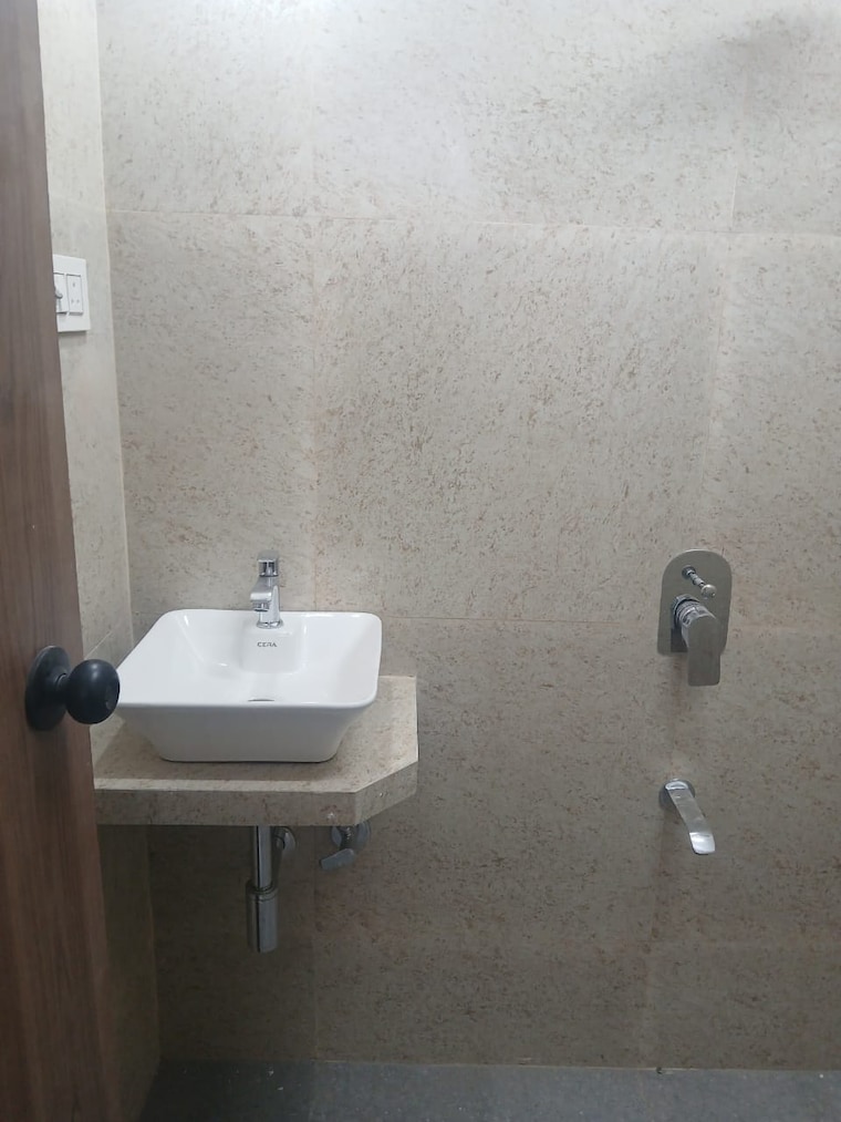 Bathroom, oxford-navrang-oasis 1 Bedroom 474 Sq.Ft. Apartment In Goregaon West Mumbai 9651759
