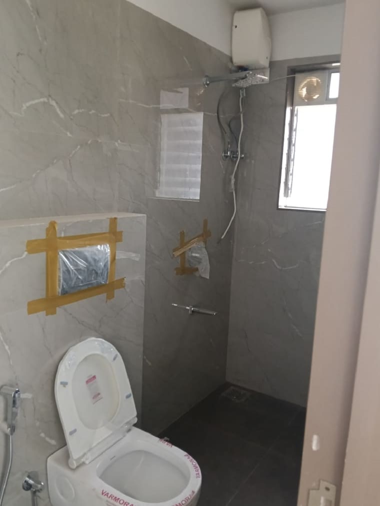 Bathroom, santacruz west 1 Bedroom 500 Sq.Ft. Apartment In Santacruz West Mumbai 9651748
