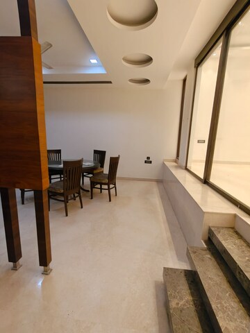 Team Area in 3 BHK Builder Floor at Vasant Vihar – for Rent