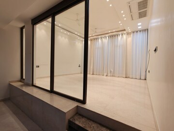 3 BHK Builder Floor For Rent in Vasant Vihar