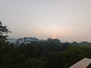 Plot Area in 3 BHK Builder Floor at Vasant Vihar – for Rent