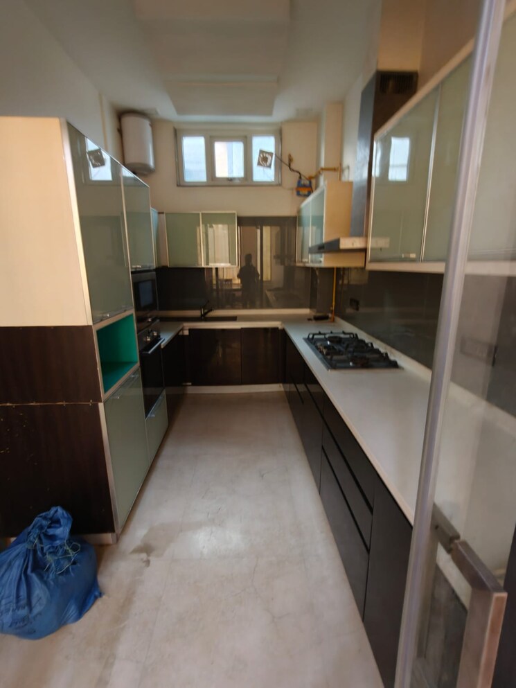 Kitchen, vasant vihar 3 Bedroom 2700 Sq.Ft. Builder Floor In Vasant Vihar Delhi 9651686