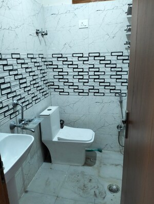 Bathroom in 2 BHK Builder Floor at Bindal Enclave, Phi Iv Greater Noida – for Rent