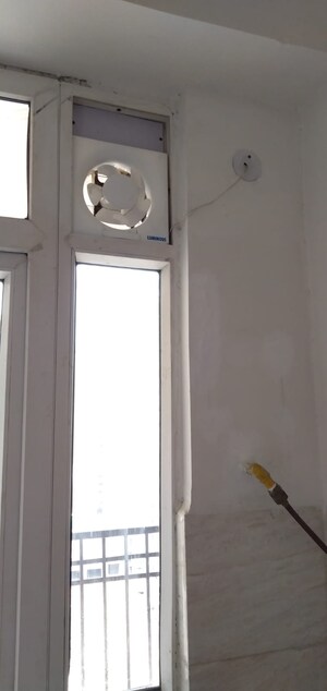 Building Lobby in 2 BHK Apartment at Ajnara Le Garden, Sector 16b Greater Noida – for Rent