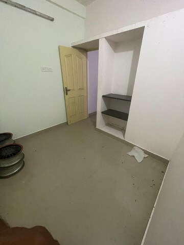 Room in 4 BHK Independent House at Kundrathur – for Sale