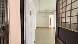 Room in 1 BHK Apartment at Amrapali Dream Valley, Tech Zone 4 Greater Noida – for Sale