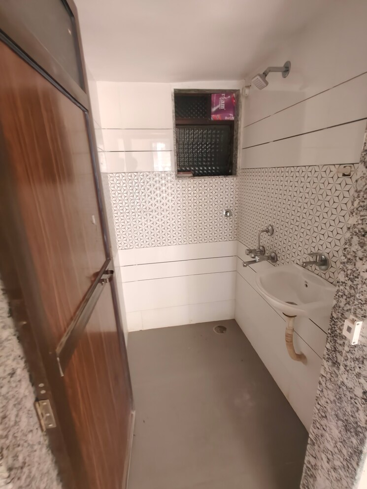 Bathroom, patel-ram-ambar 1 Bedroom 600 Sq.Ft. Apartment In Ambernath East Thane 9651893