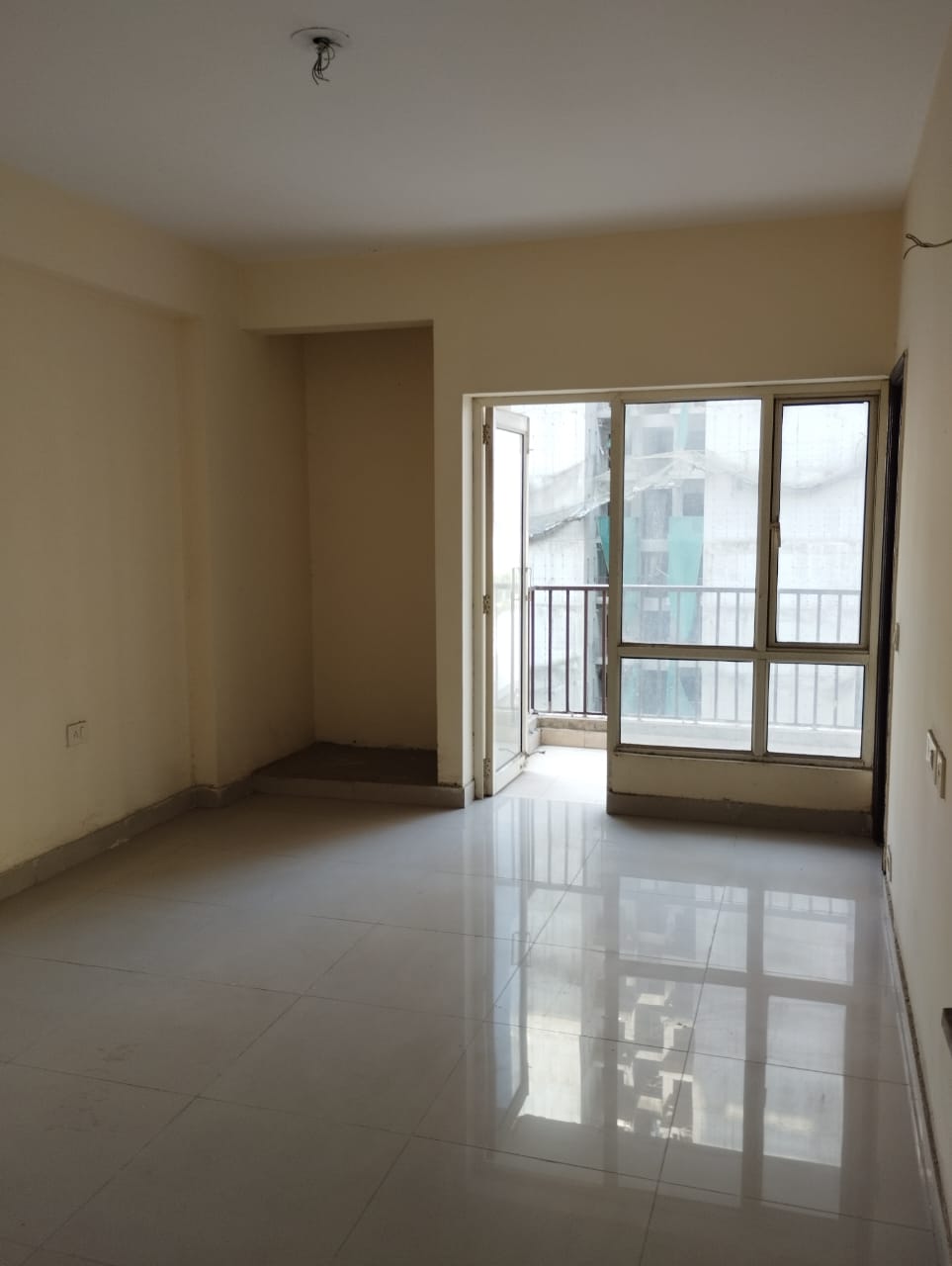 2 BHK + Extra Room Apartment For Sale in Panchsheel Greens II