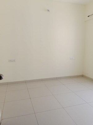 Room in 2 BHK Apartment at Kolte Patil Life Republic, Hinjewadi – for Rent