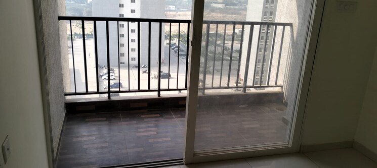 Room, kolte-patil-life-republic 2 Bedroom 700 Sq.Ft. Apartment In Hinjewadi Pune 9652556