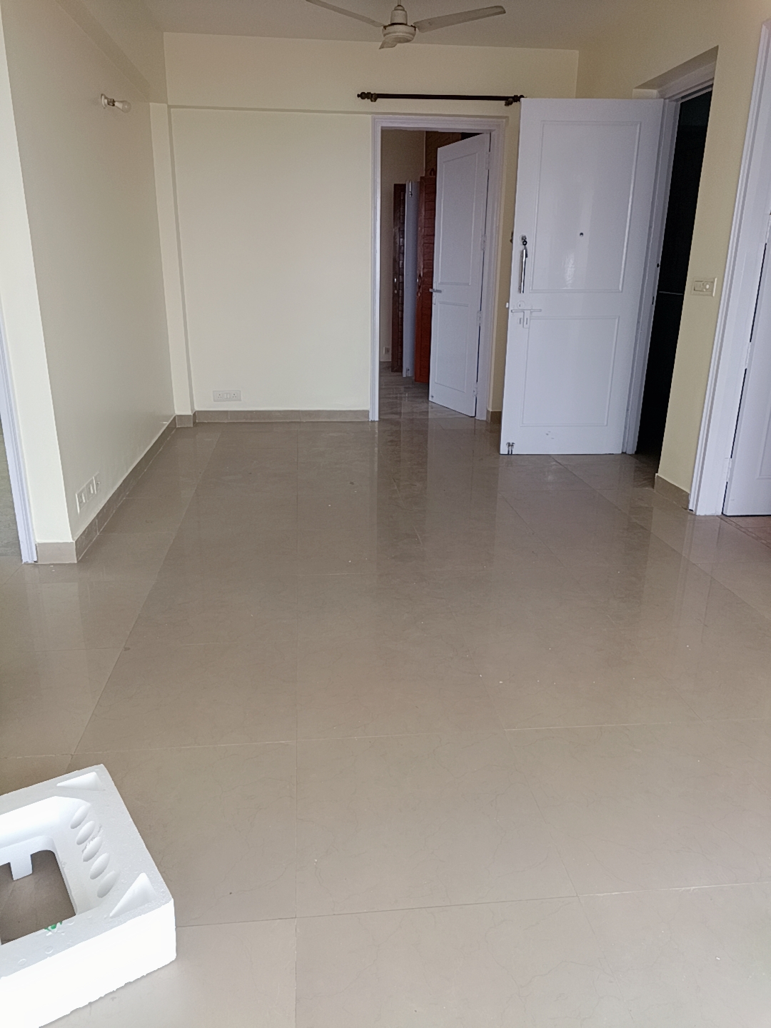 3 BHK Apartment For Rent in Tulip Violet