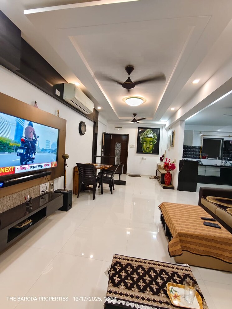 Living Room, gotri road 3 Bedroom 1450 Sq.Ft. Penthouse In Gotri Road Vadodara 9652139