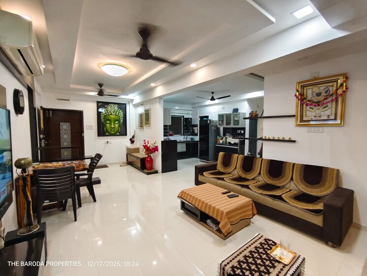 Living Room, gotri road 3 Bedroom 1450 Sq.Ft. Penthouse In Gotri Road Vadodara 9652139