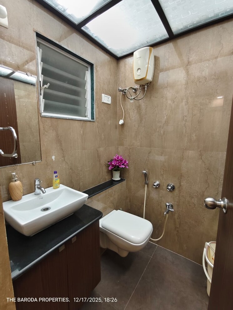 Bathroom, gotri road 3 Bedroom 1450 Sq.Ft. Penthouse In Gotri Road Vadodara 9652139