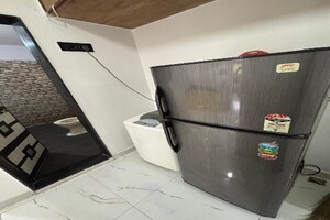 Furnished Amenities in 3 BHK Builder Floor at Gms Road – for Rent