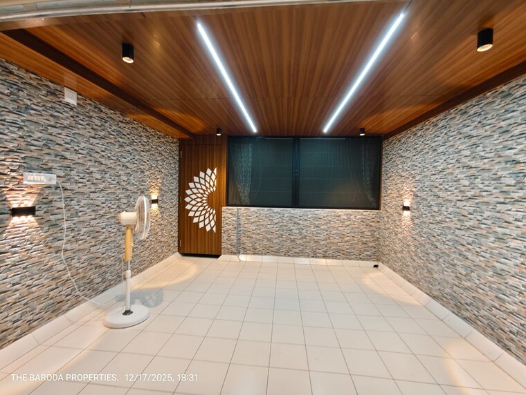 Other, gotri road 3 Bedroom 1450 Sq.Ft. Penthouse In Gotri Road Vadodara 9651912