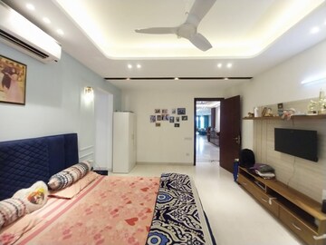 Bedroom in 4 BHK Builder Floor at Sushant Lok I – for Sale