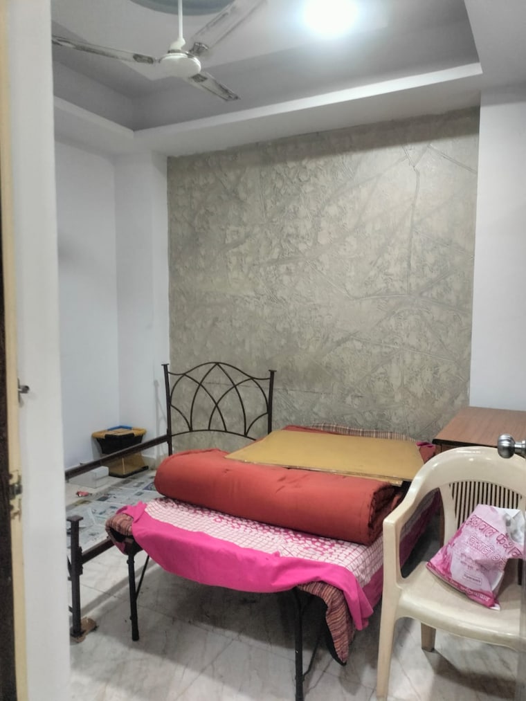 Room, dahisar east 1.5 Bedroom 340 Sq.Ft. Independent House In Dahisar East Mumbai 8397601