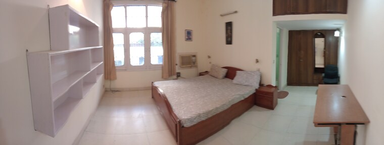 Bedroom, sector 17a 3 Bedroom 2500 Sq.Ft. Builder Floor In Sector 17a Gurgaon 9652306