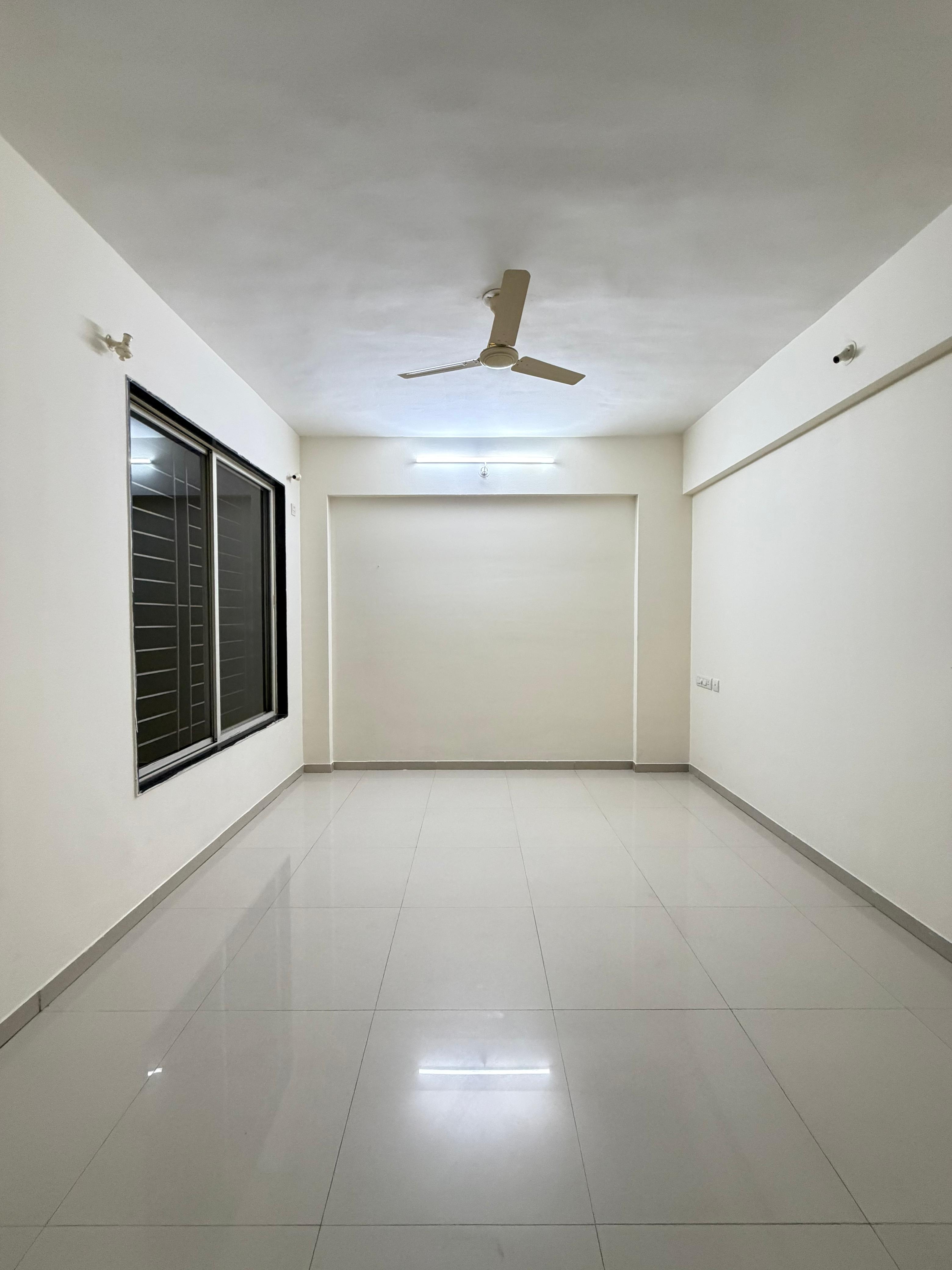 2 BHK + Extra Room Apartment For Rent in Pristine Prolife 1