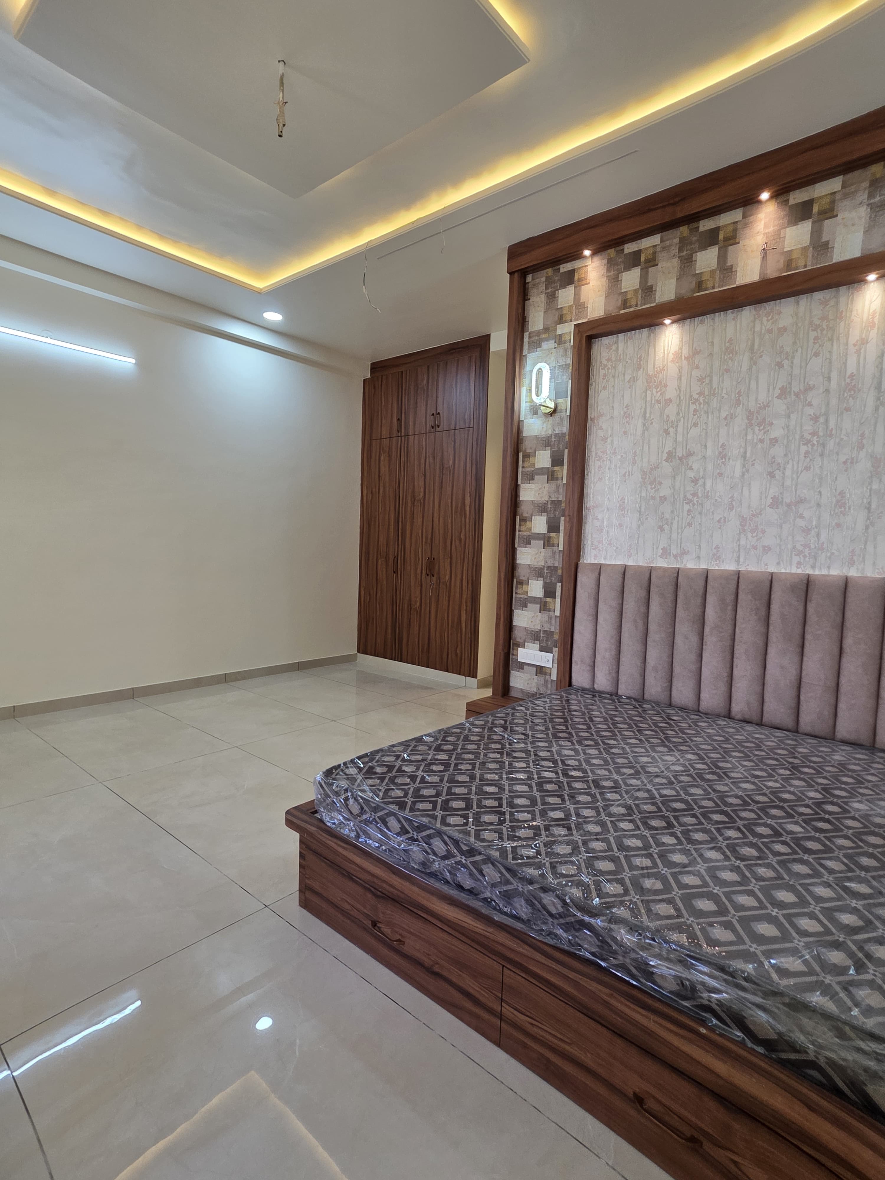3 BHK + Servant Room 1415 Sq.Ft. Apartment in Park Vaishali