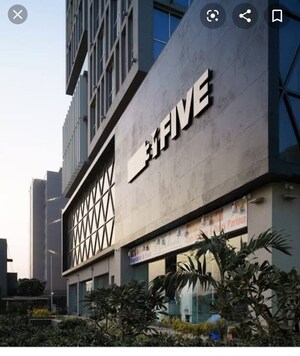  Office Space – Exterior View View at Zaveri 31Five, Makarba - for Rent