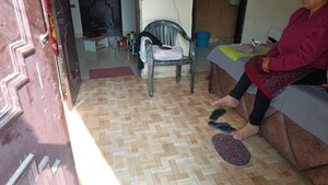 Room in 3 BHK Builder Floor at Vaishali Sector 4 – for Sale