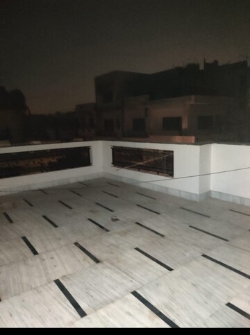 Balcony in 1 BHK Independent House at Gomti Nagar – for Rent
