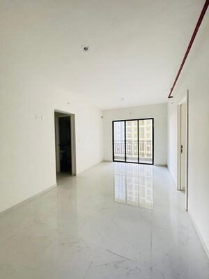 Room in 1 BHK Apartment at Runwal Gardens Phase I, Dombivli East – for Rent