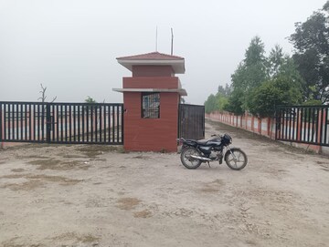  Plot – Exterior View View at Raebareli Road - for Sale