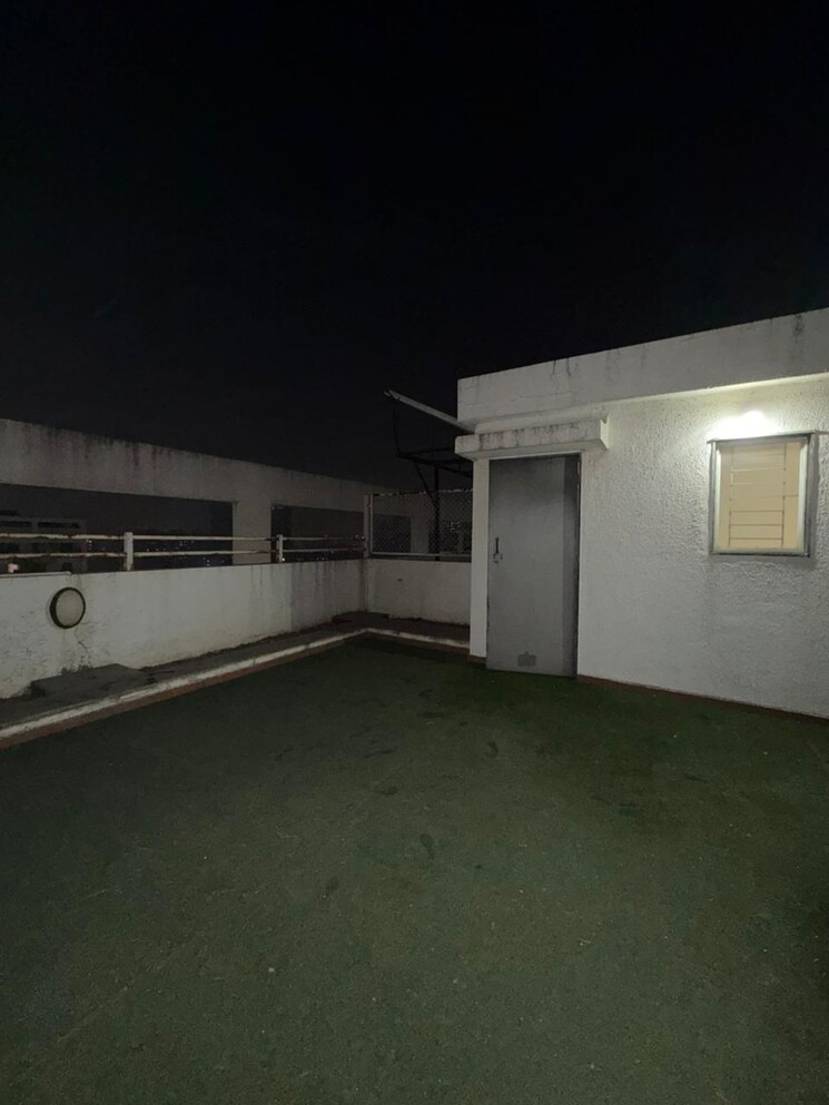 Kitchen, pristine-prolife-1 3 Bedroom 1800 Sq.Ft. Penthouse In Wakad Pune 9652395