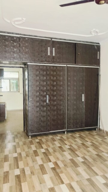 Room in 3 BHK Apartment at BPTP Park 81, Sector 81 – for Rent