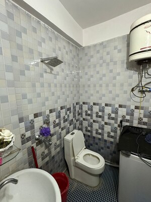 Attached Bathroom in 2 BHK Apartment at Hazratganj – for Rent