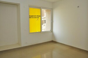Room in 2 BHK Apartment at Ramprastha City The Edge Towers, Sector 37d – for Sale
