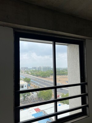 Room in  Office Space at ARK Solitaire Connect, Makarba – for Rent