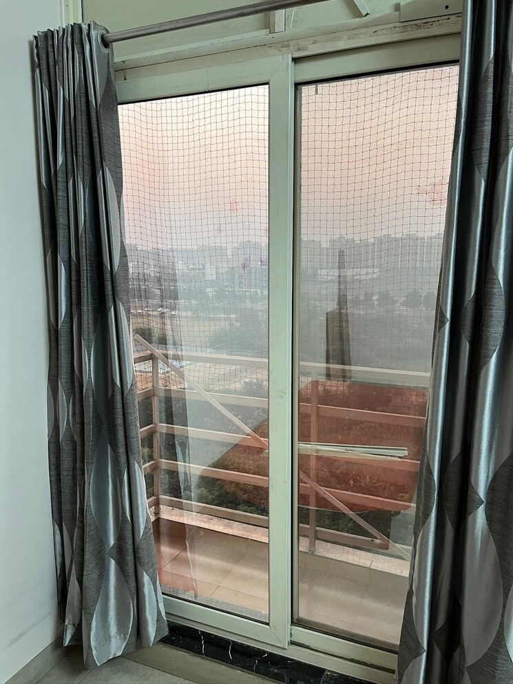 Balcony, piyush-heights 3 Bedroom 1576 Sq.Ft. Apartment In Sector 89 Faridabad 9652616