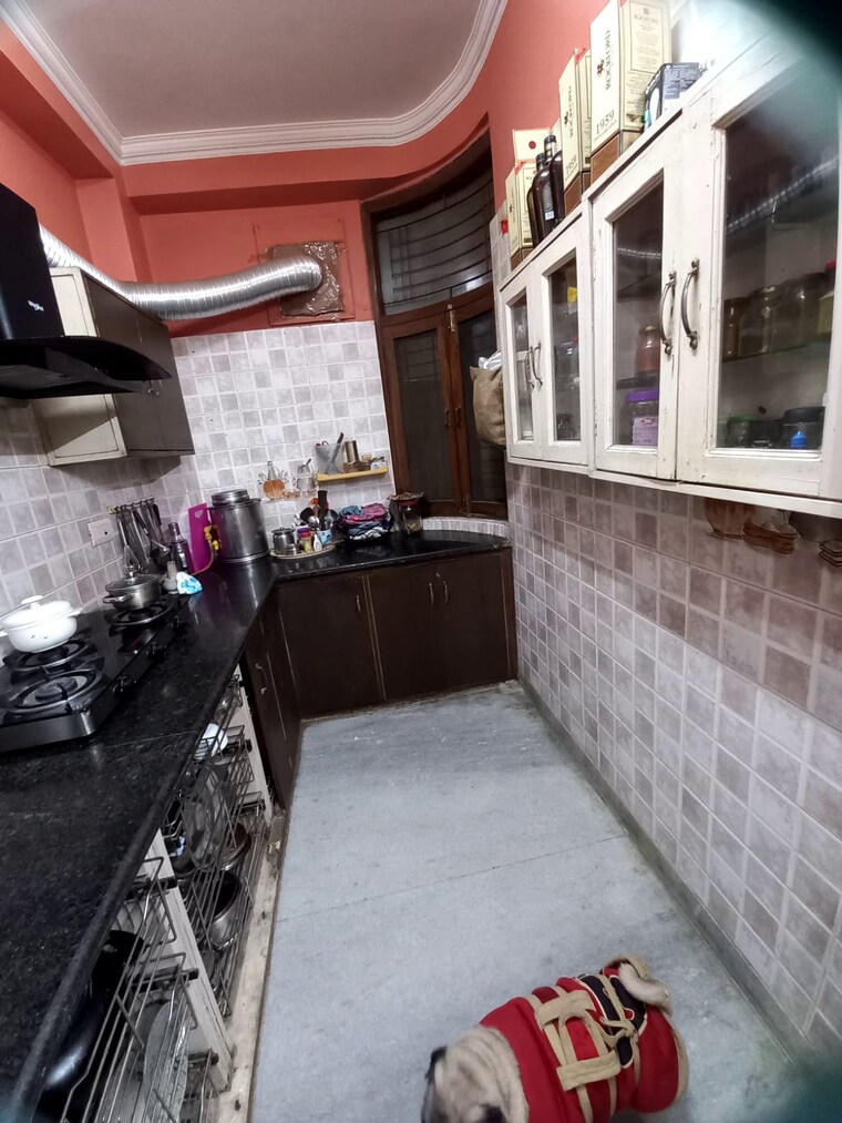 Kitchen, palam extension 3 Bedroom 1300 Sq.Ft. Builder Floor In Palam Extension Delhi 9652594