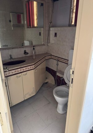 Bathroom in 3 BHK Builder Floor at South City 1 – for Rent