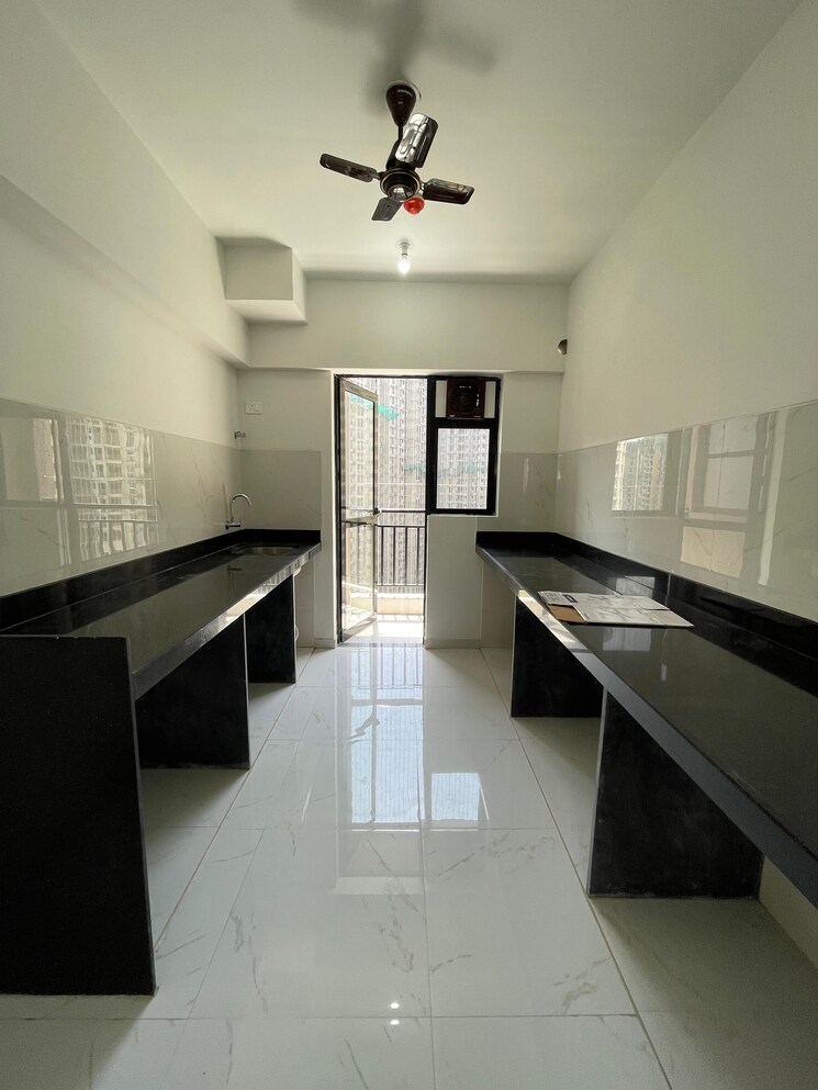 Kitchen, runwal-gardens-phase-i 2 Bedroom 654 Sq.Ft. Apartment In Dombivli East Thane 9652756